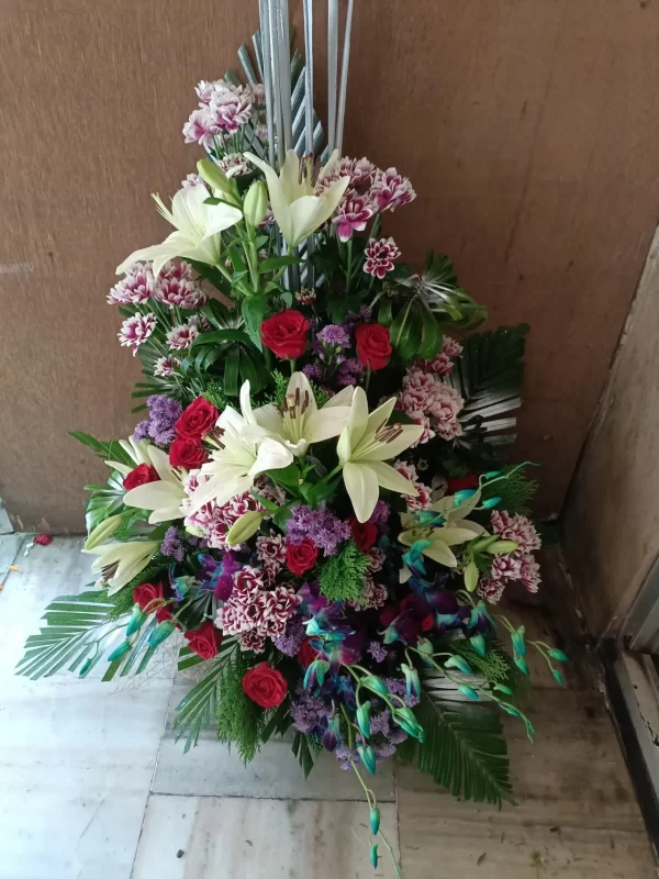 Royal Bloom Standing Basket