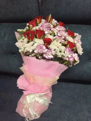 Red Roses & Carnations Bouquet