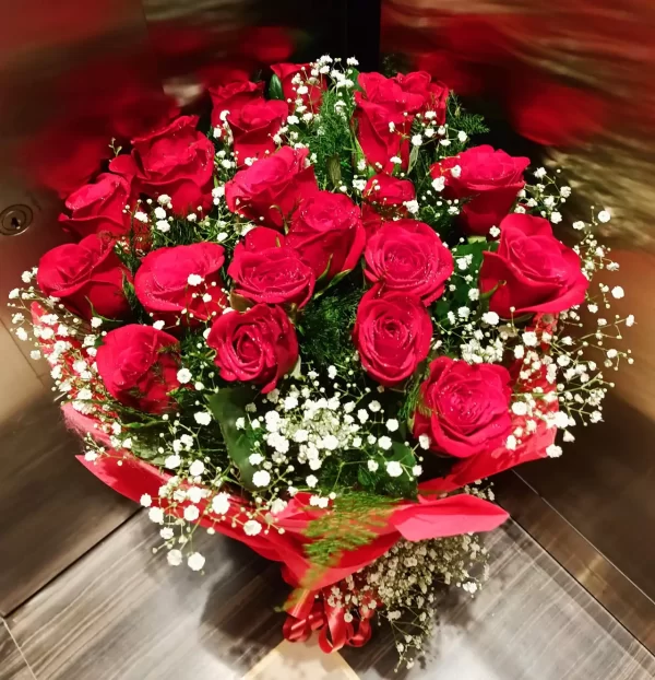Red Roses Hand Bouquet